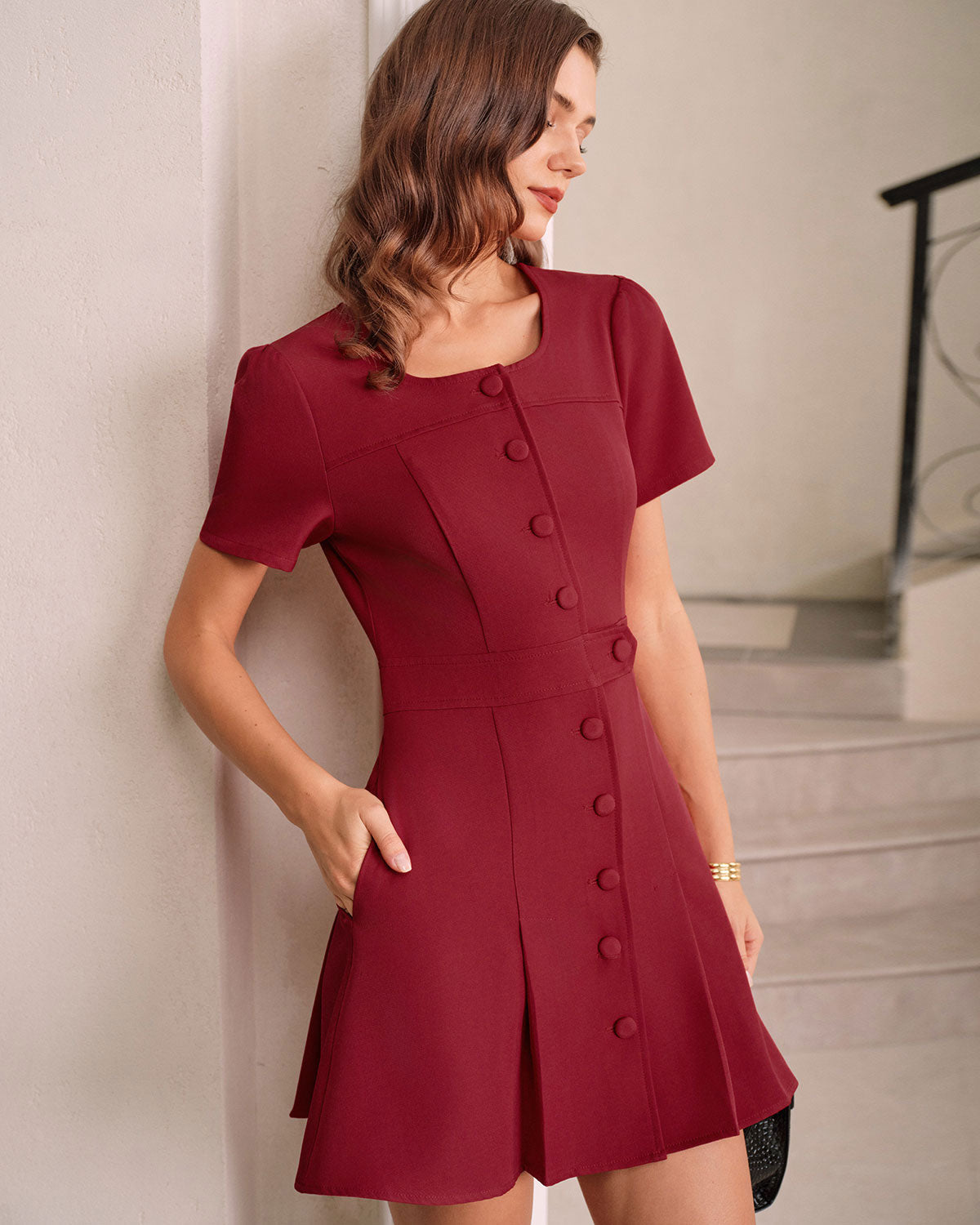 Rotes U-Ausschnitt A-Linien Mini-Kleid